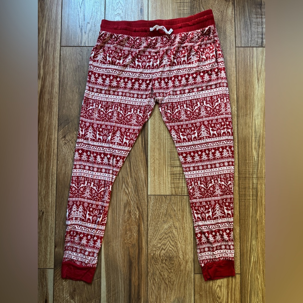 Little Sleepies Reindeer Cheer jogger style pajama pants - women's medium